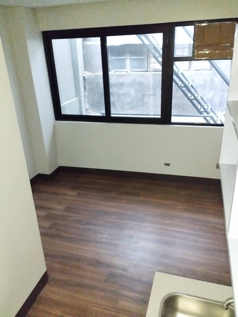 studio unit 2